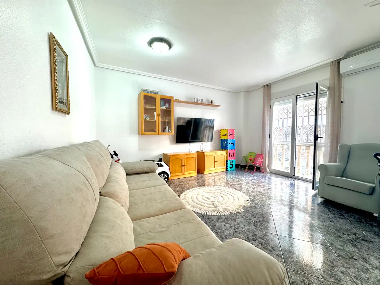 Sala de estar de Piso en venta en San Pedro del Pinatar con Aire acondicionado, Amueblado y Horno