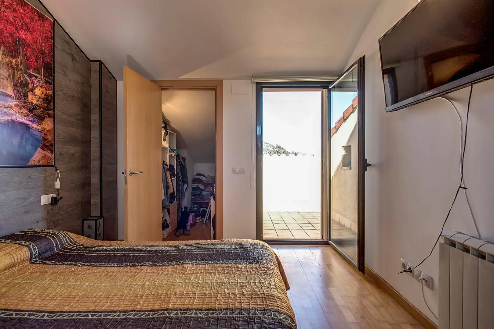 Habitación de Casa o chalet en venta en La Pobla de Claramunt con Aire acondicionado, Calefacción y Jardín privado