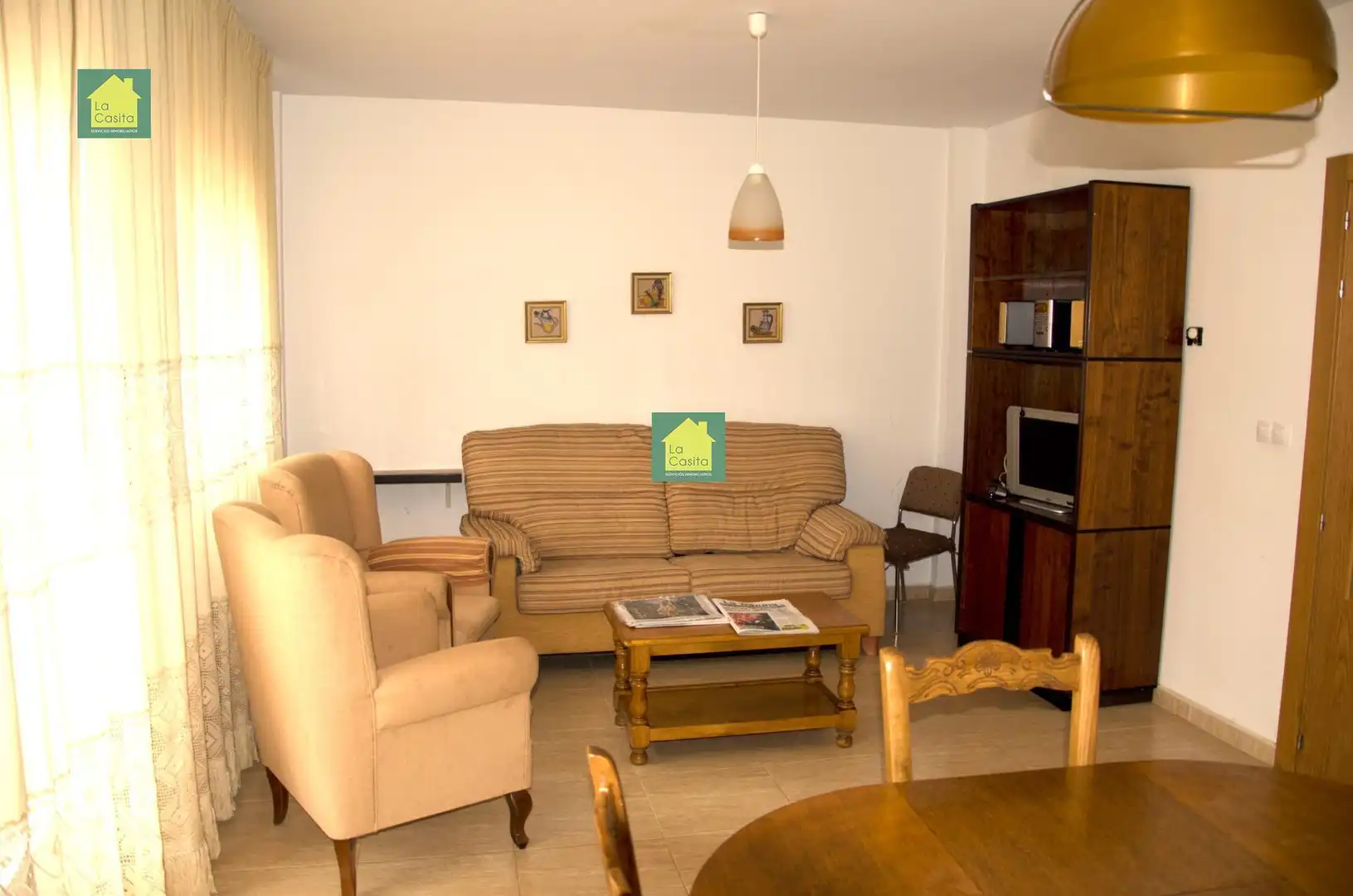 Sala d'estar de Casa adosada en venda en Chinchilla de Monte-Aragón amb Calefacció i Traster