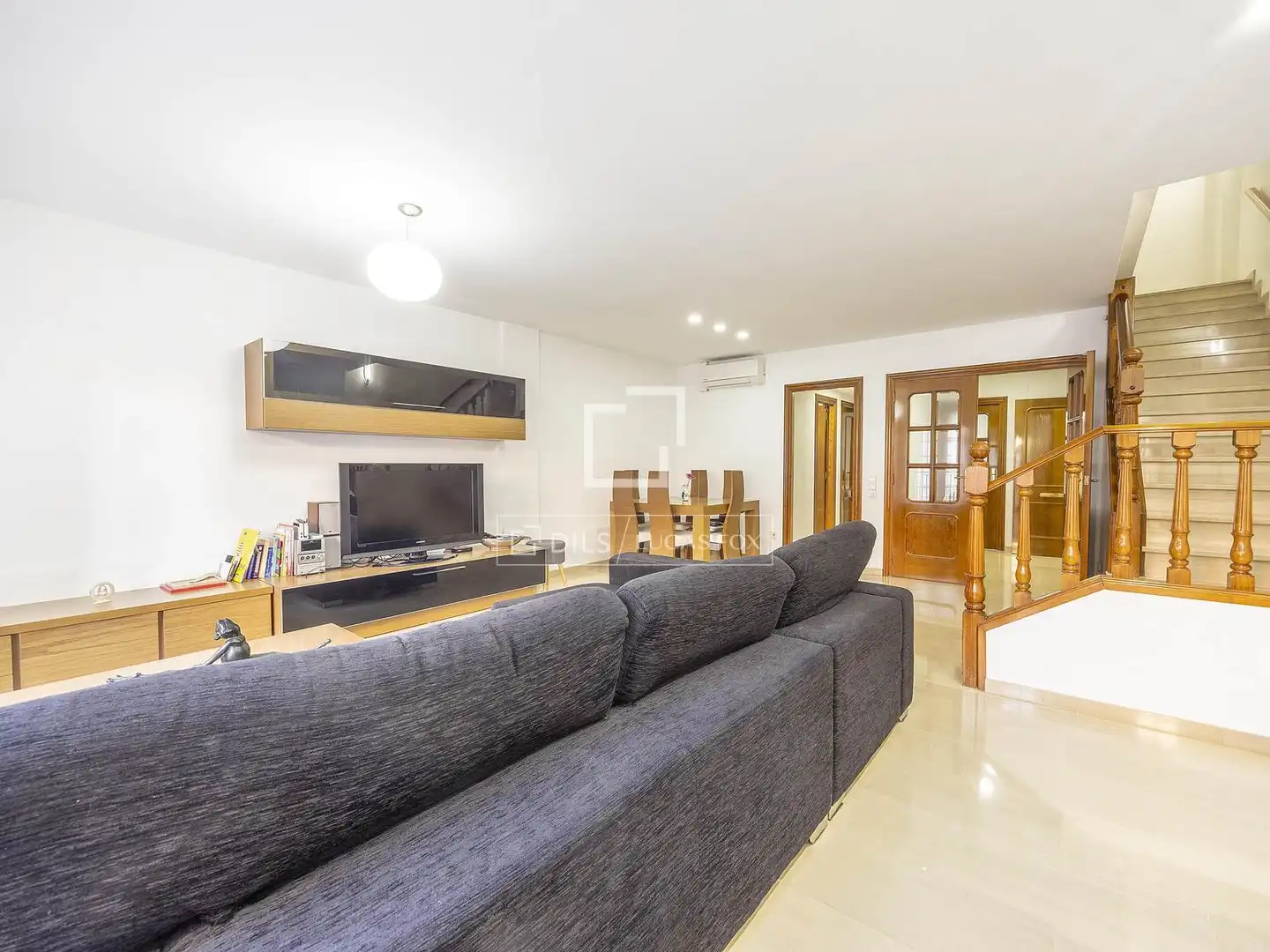 Sala d'estar de Casa o xalet en venda en Riba-roja de Túria amb Aire condicionat, Calefacció i Terrassa