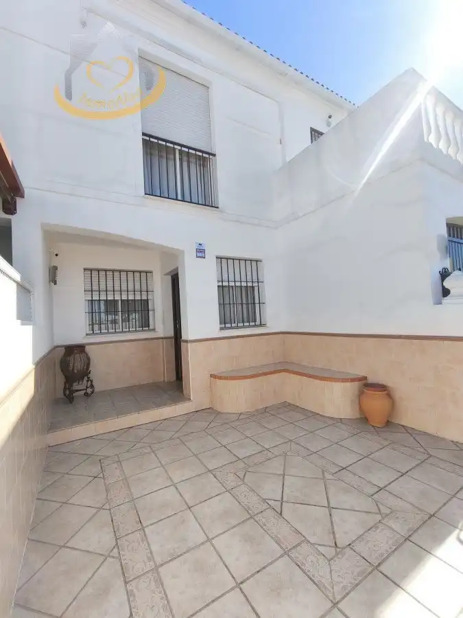 Casa adosada en venta en Lepe
