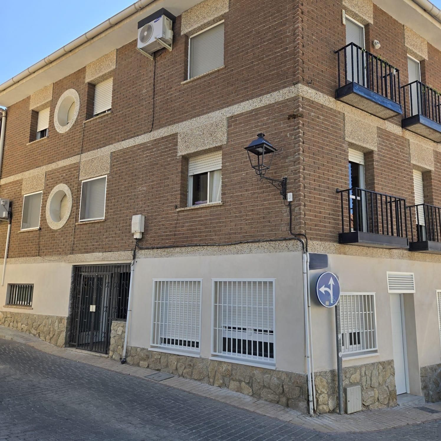 Vista exterior de Piso en venta en Villalbilla con Terraza y Balcón