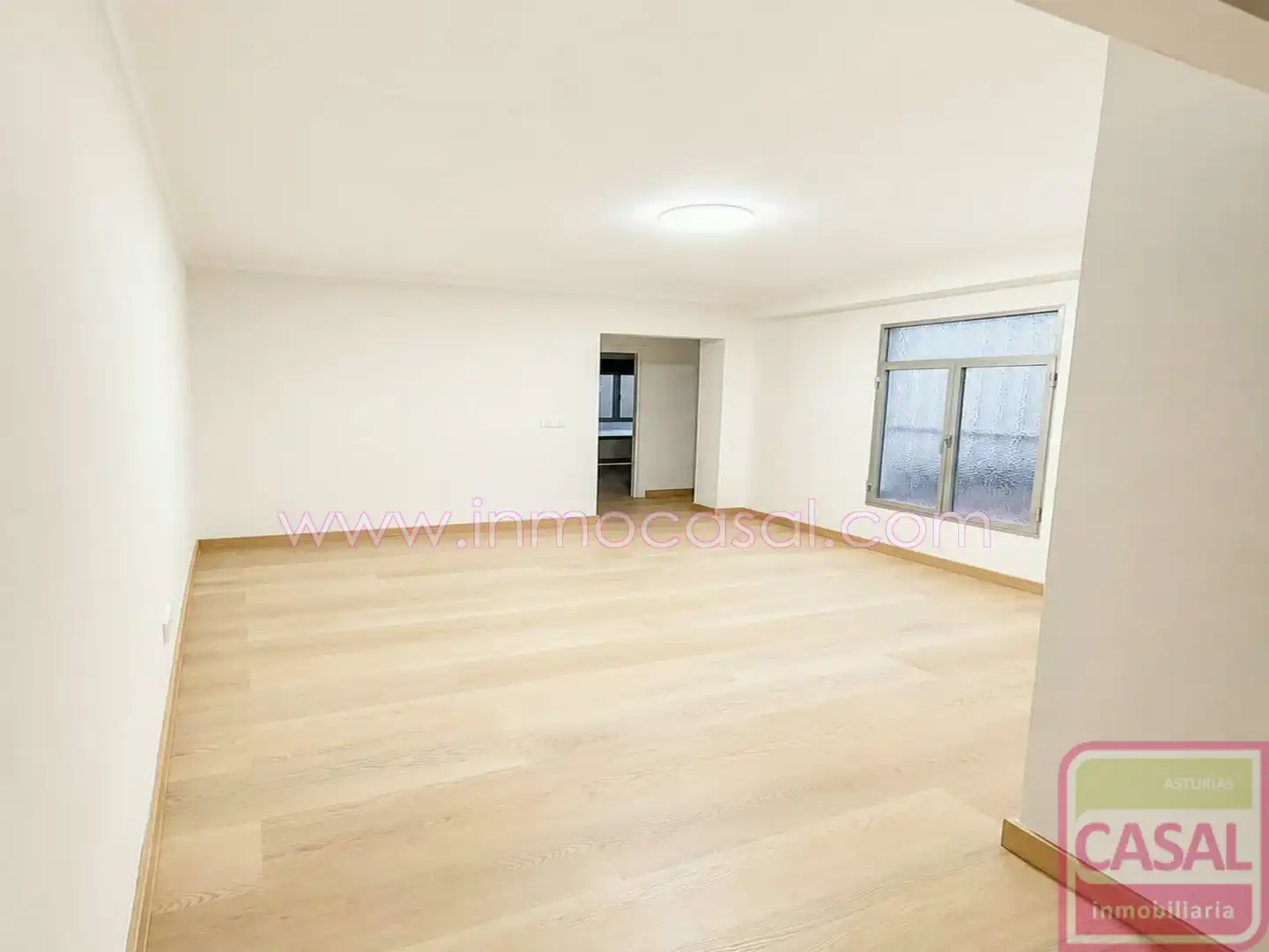 Wohnzimmer von Wohnung zur Miete in Oviedo 