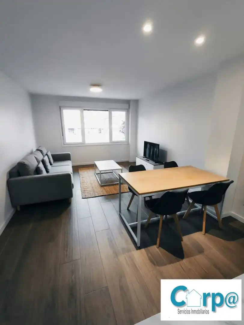 Sala de estar de Piso de alquiler en  Pamplona / Iruña con Calefacción, Terraza y Amueblado
