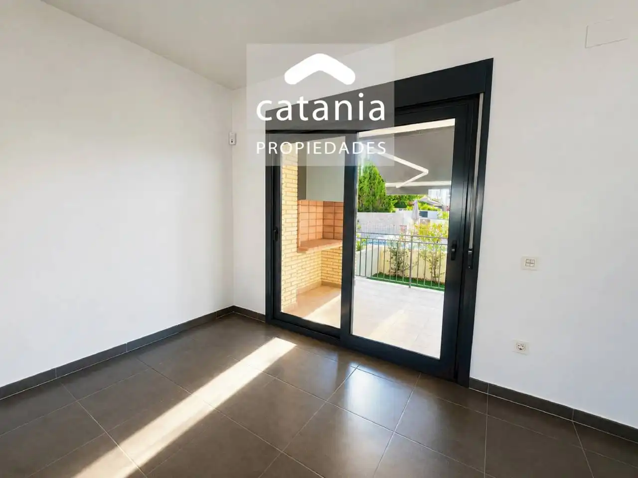 Casa bifamiliare con piscina in vendita a Calle Magnòlia, imagen 7