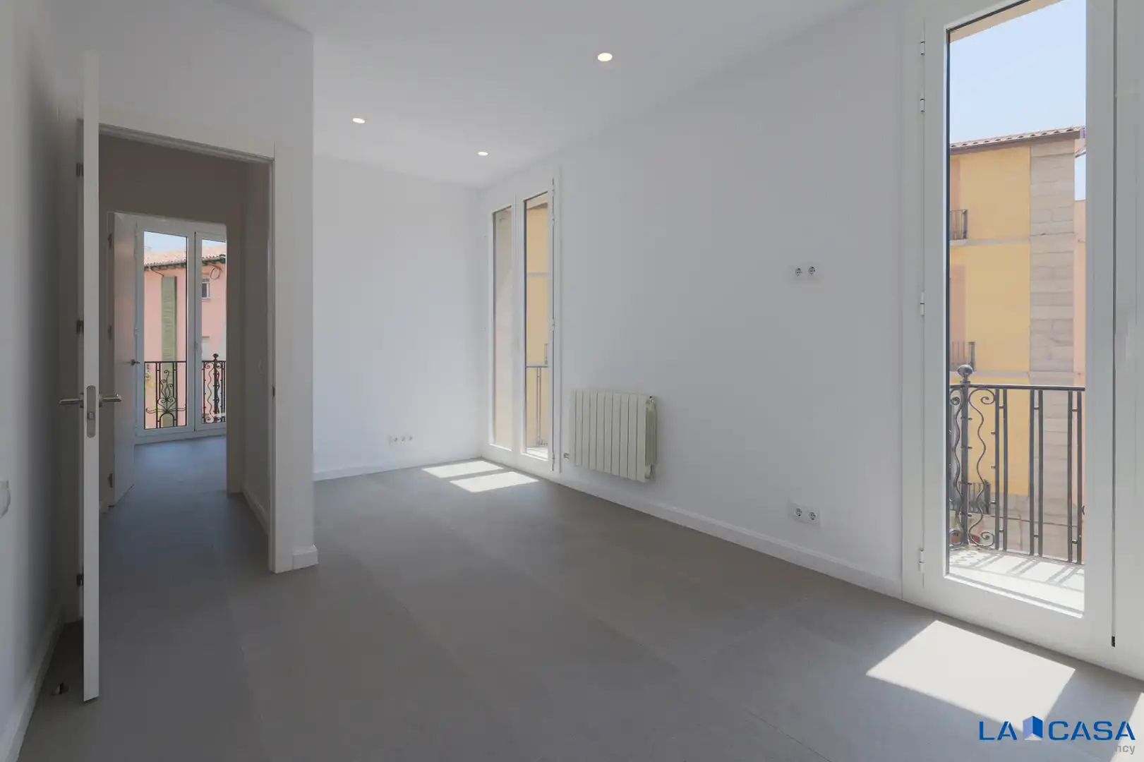 Bedroom of Flat for sale in Ripoll  with Oven, Washing machine and Balcony