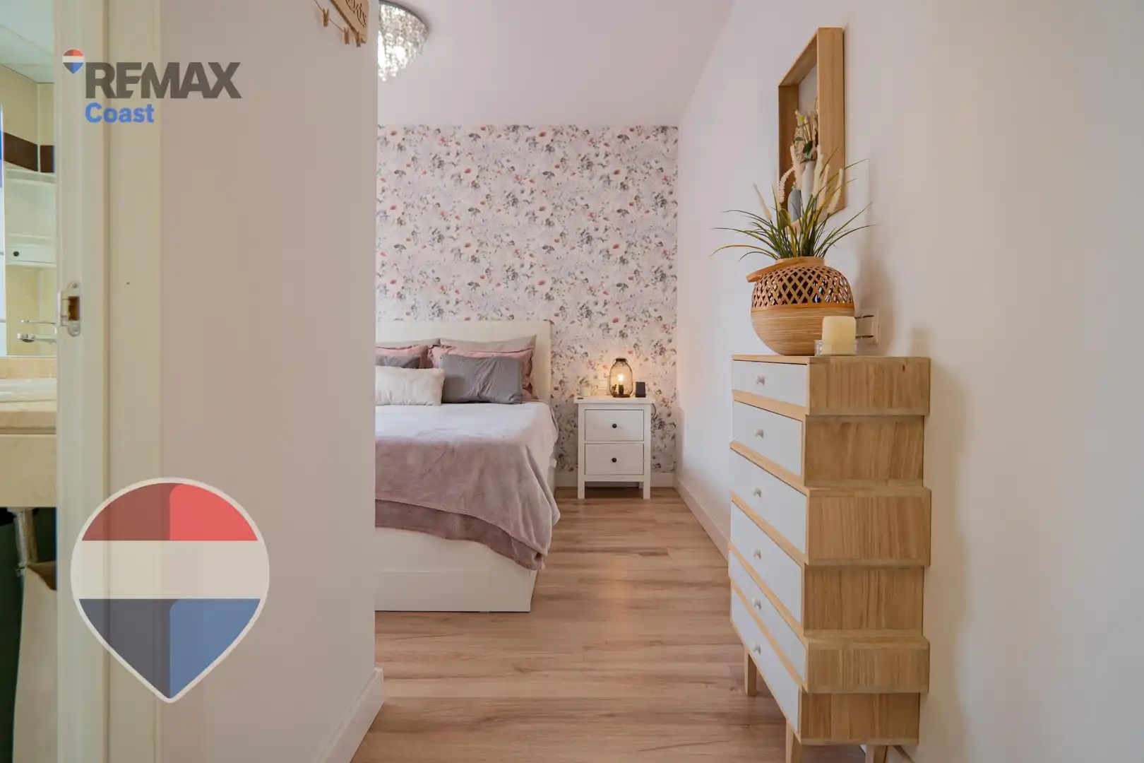 Habitación de Piso en venta en Málaga con Aire acondicionado, Calefacción y Jardín privado