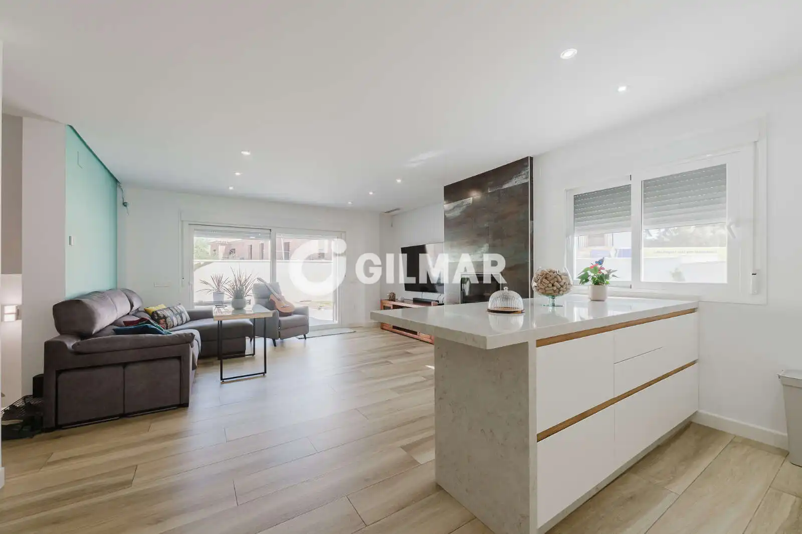 Casa bifamiliare con piscina in vendita a El Rocío - La Milagrosa, imagen 3