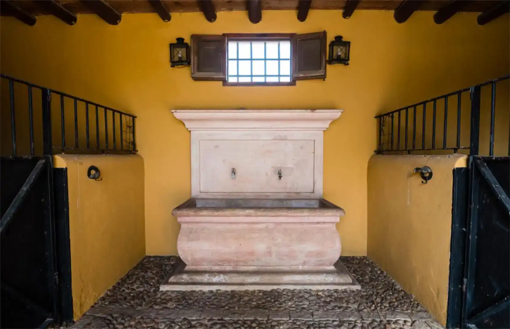 Finca rústica en venda en Mairena del Aljarafe amb Aire condicionat, Jardí privat i Parquet