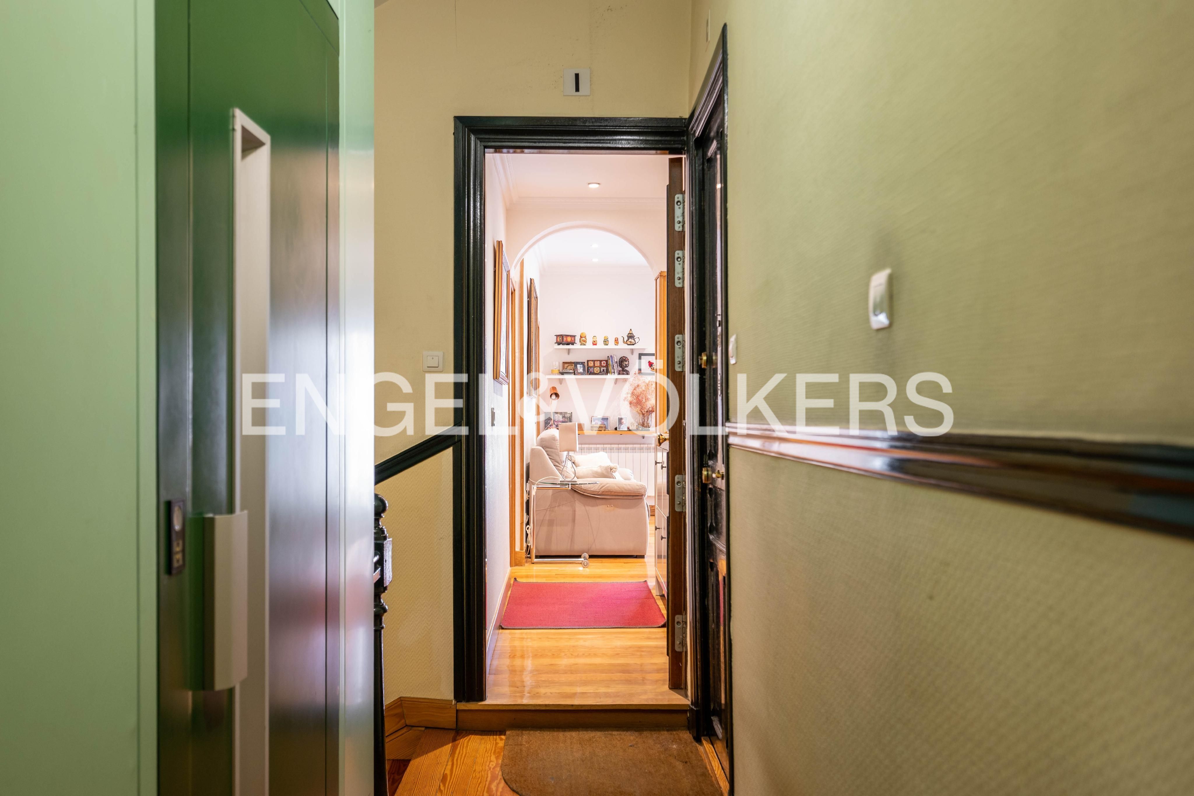 Apartament en venda en Donostia - San Sebastián  amb Calefacció i Balcó
