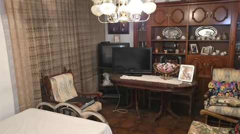 Foto 2 de Casa adosada en venta en Calle Calesera, 19, Huelma, Jaén