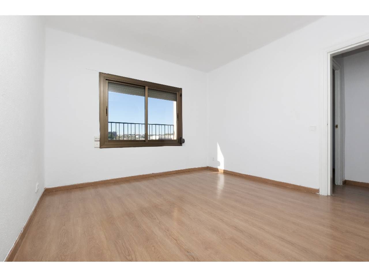 Bedroom of Flat for sale in Sabadell  with Parquet flooring
