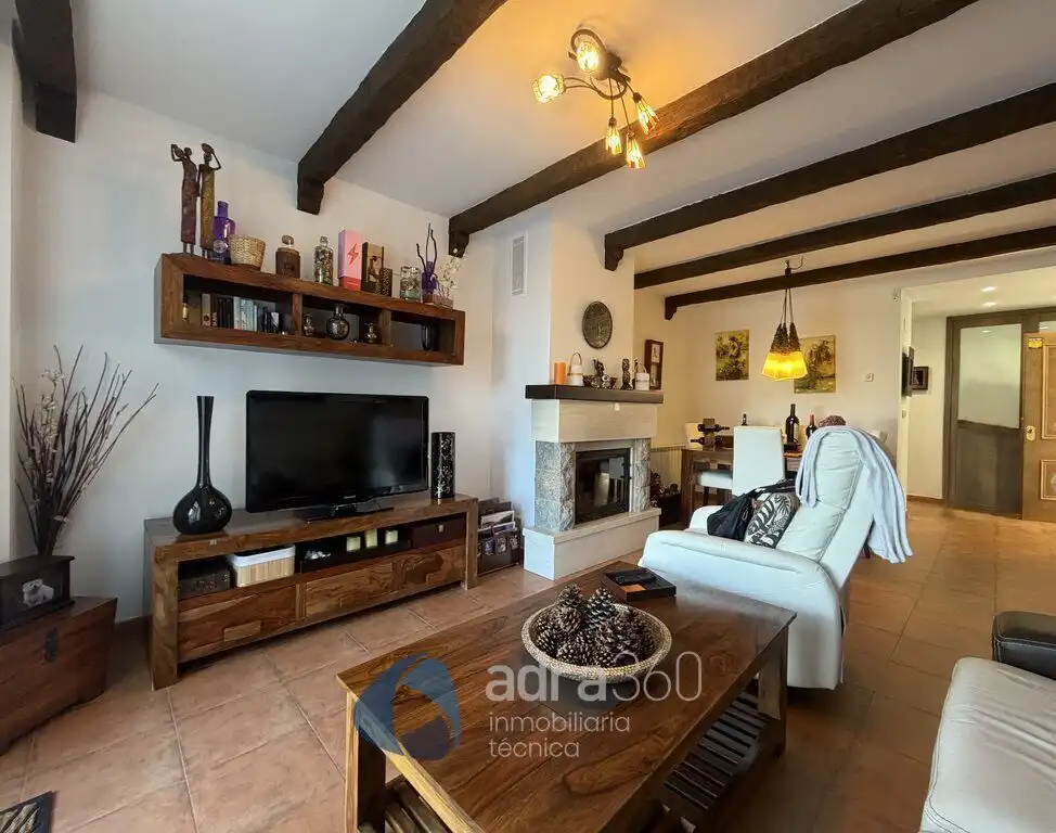 Living room of Flat for sale in Sojuela  with Heating, Private garden and Storage room