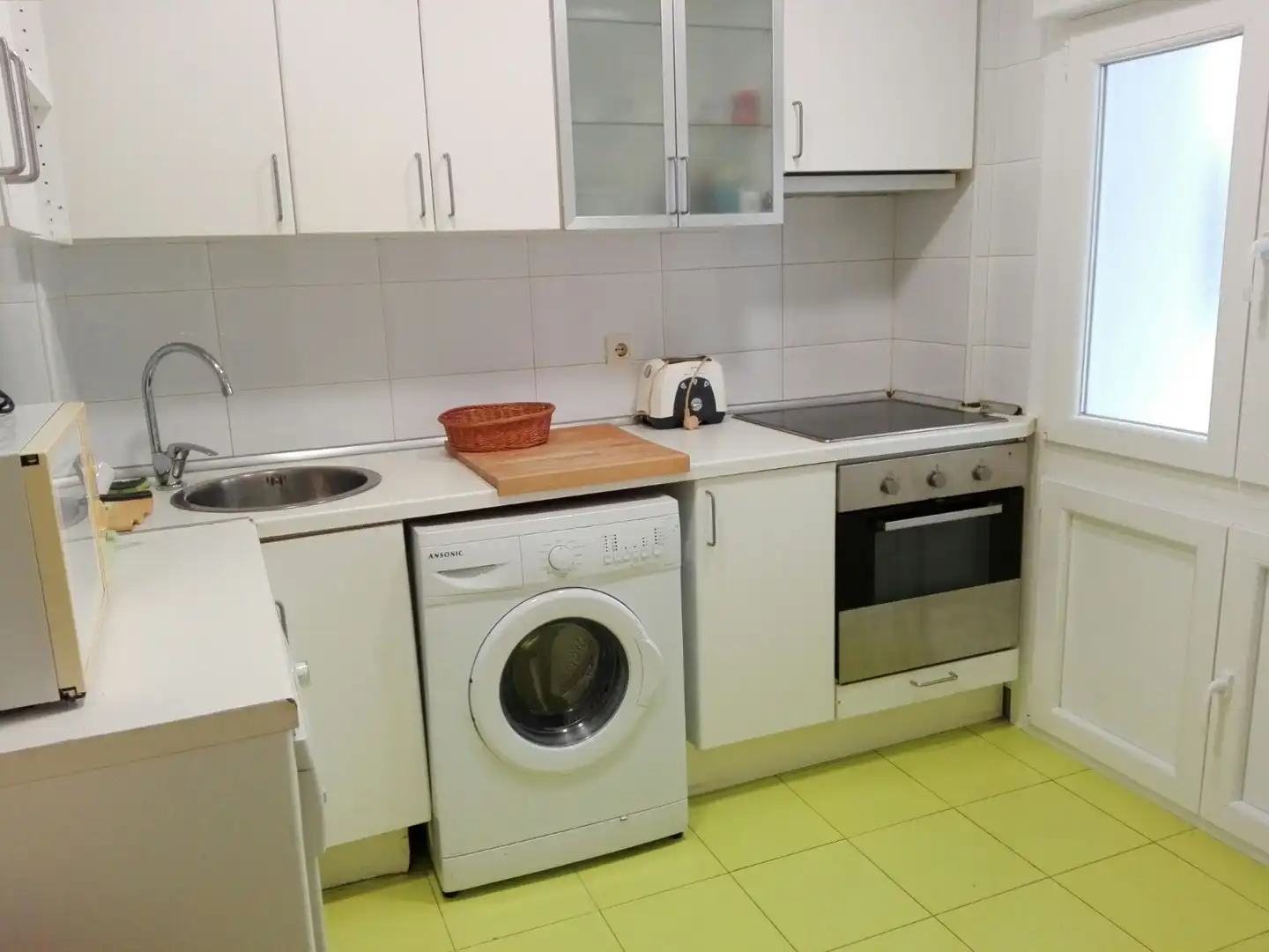 Kitchen of Flat for rent in Gijón   with Heating and Furnished