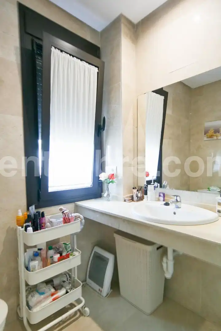 Bathroom of Flat for sale in Jerez de la Frontera  with Air Conditioner, Private garden and Parquet flooring