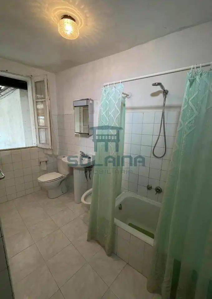 Bany de Casa o xalet en venda en Xunqueira de Espadanedo amb Jardí privat i Terrassa