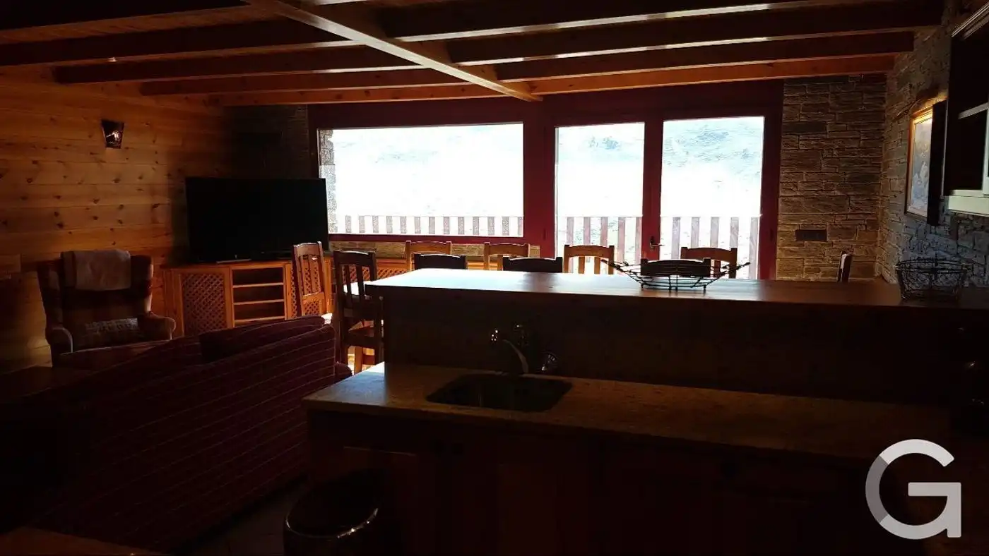 Casa adosada en venta en Encamp con Amueblado