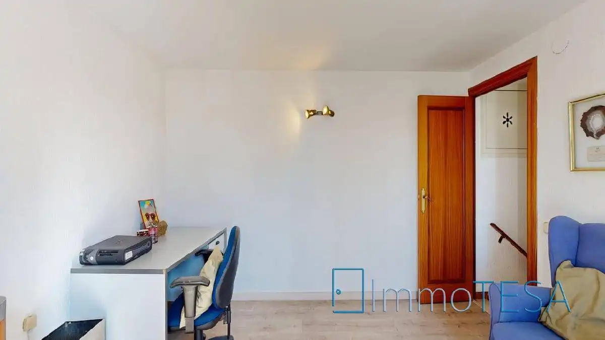Habitación de Casa o chalet en venta en Barberà del Vallès con Aire acondicionado, Calefacción y Jardín privado