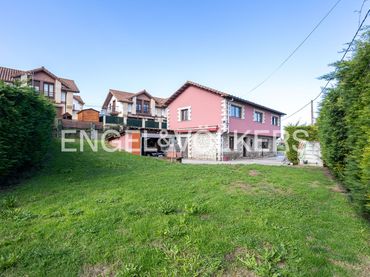 Maison avec jardin à vendre à Barrio Solamaza