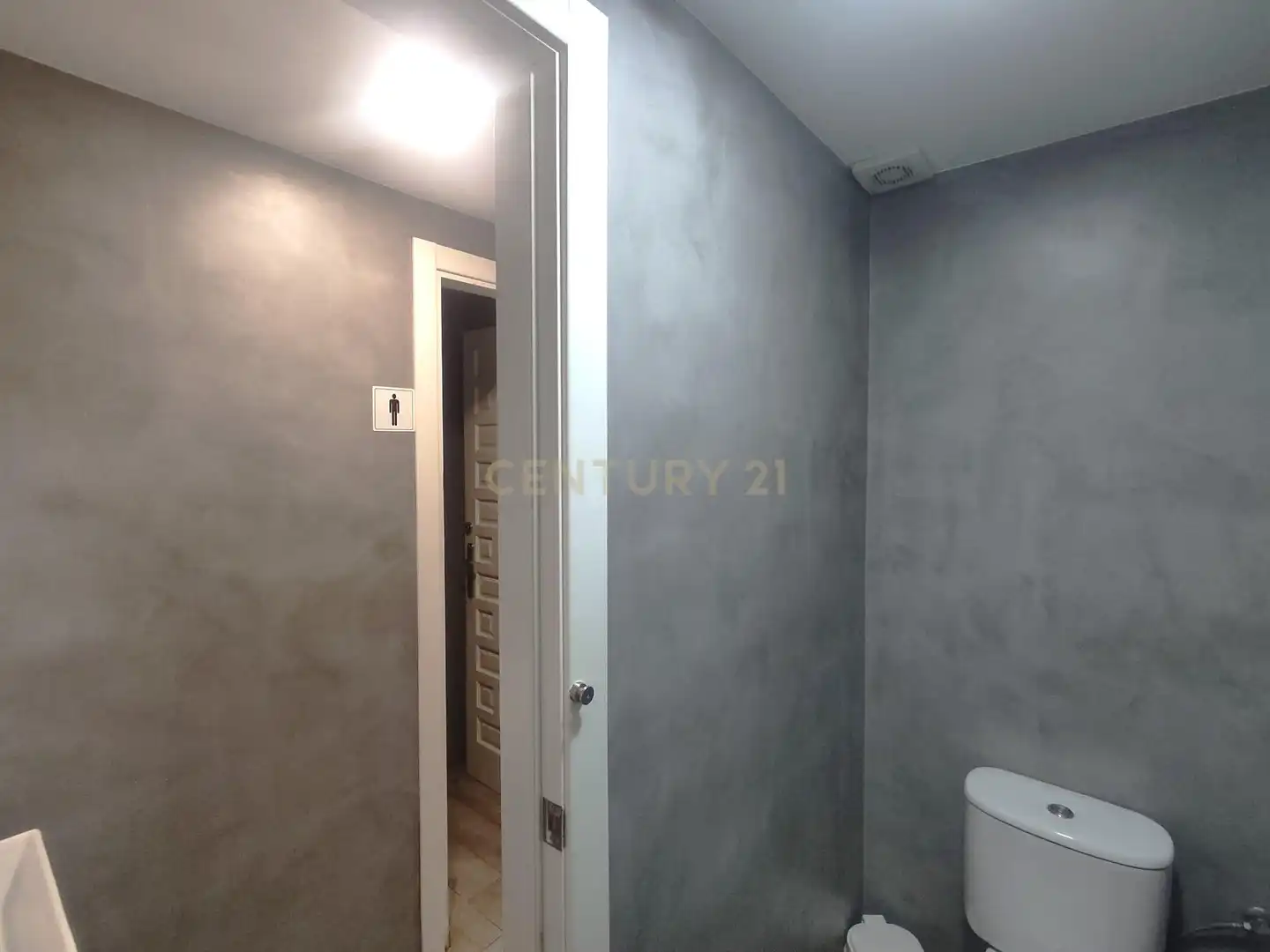 Local en venta en Cáceres con Aire acondicionado