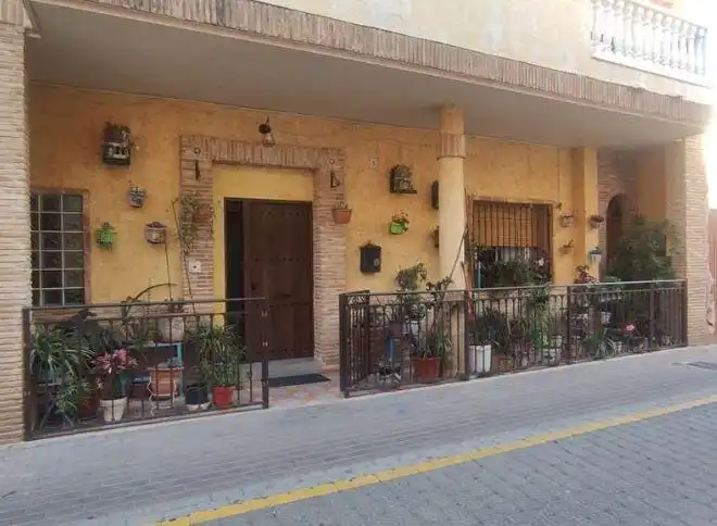 Terraced house for sale in Calle Tirso De Molina 5