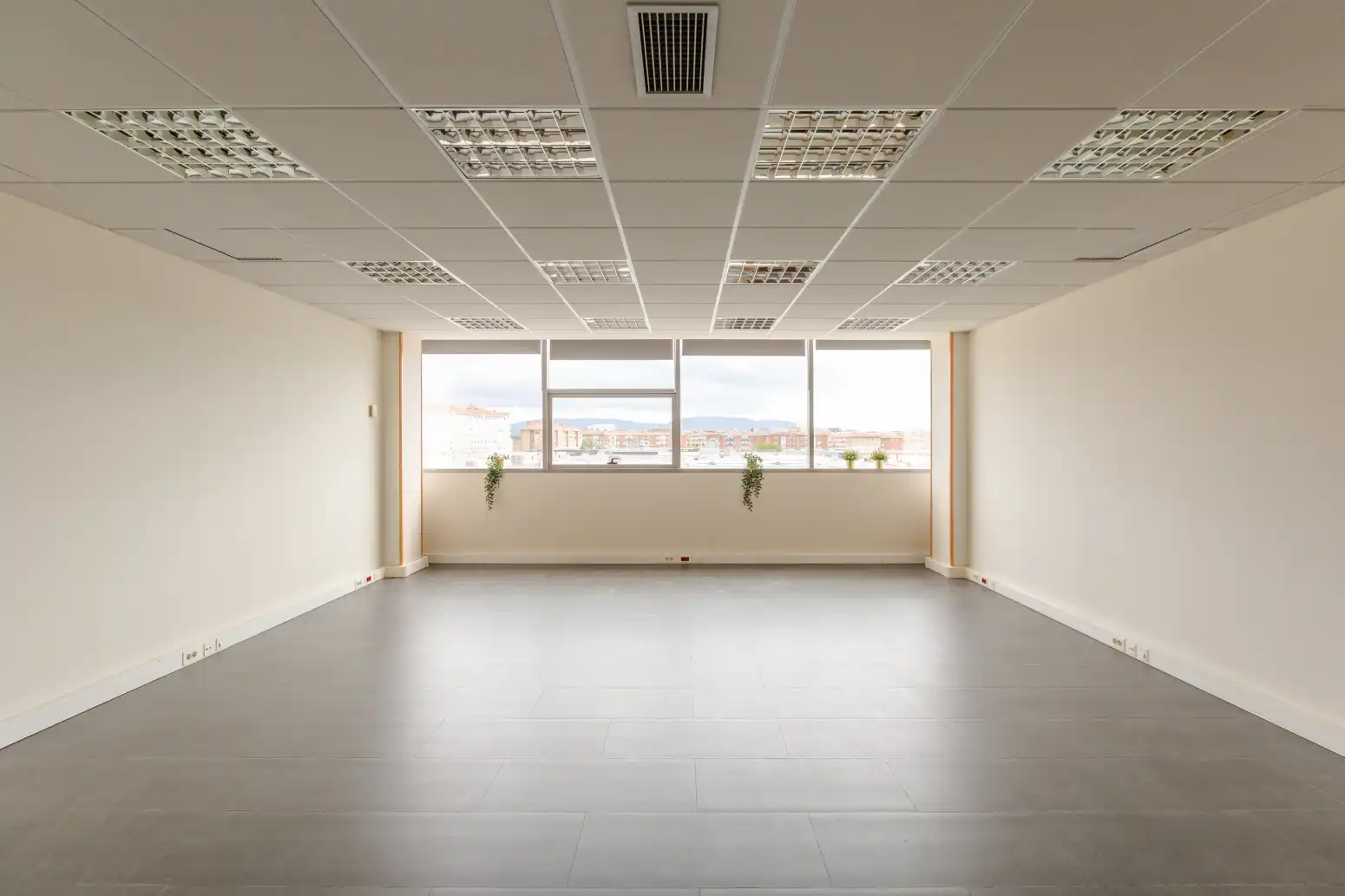 Office for sale in Ansoáin / Antsoain  with Air Conditioner