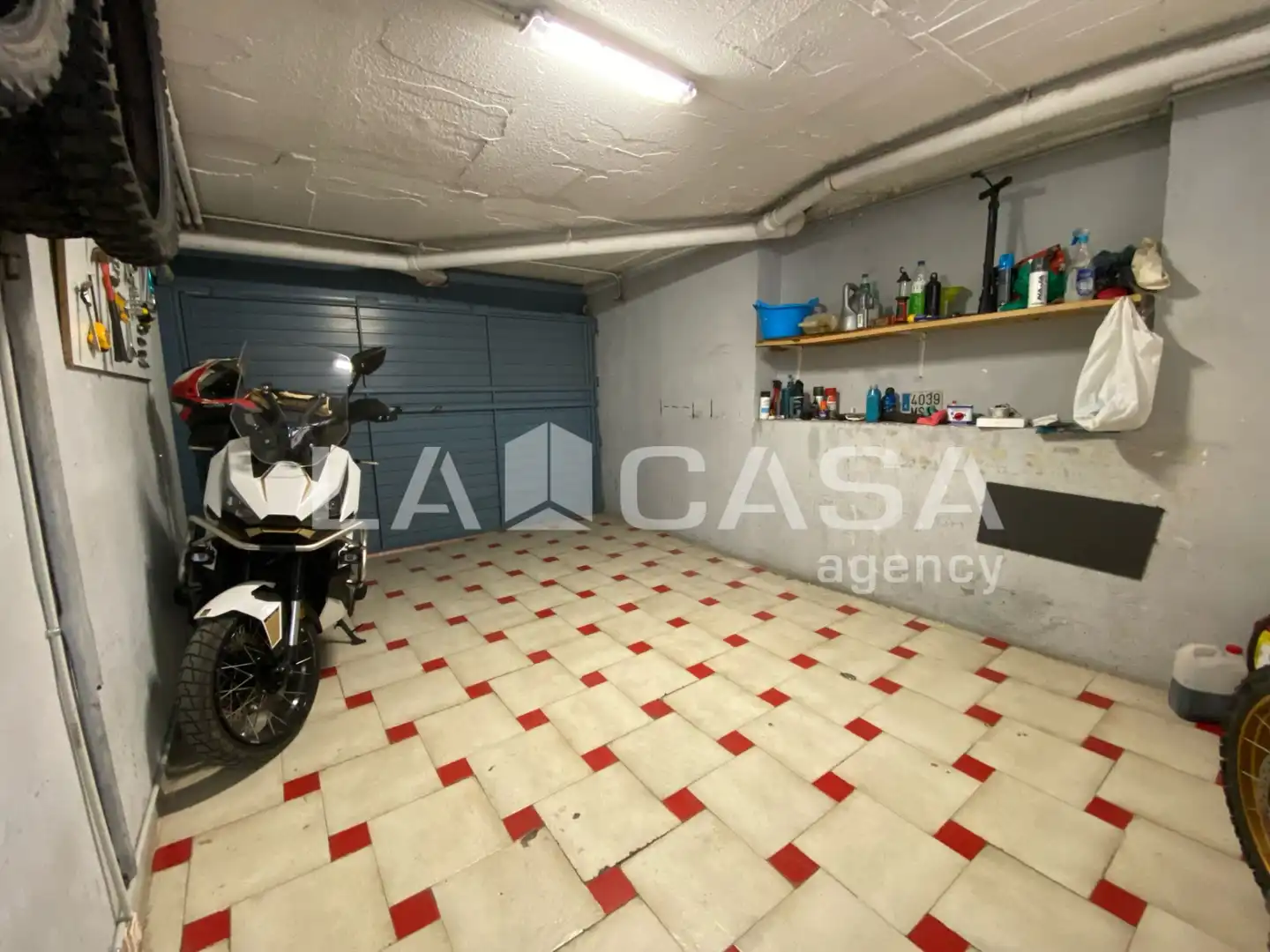 Houses for sale in Badalona  with Terrace, Furnished and Oven