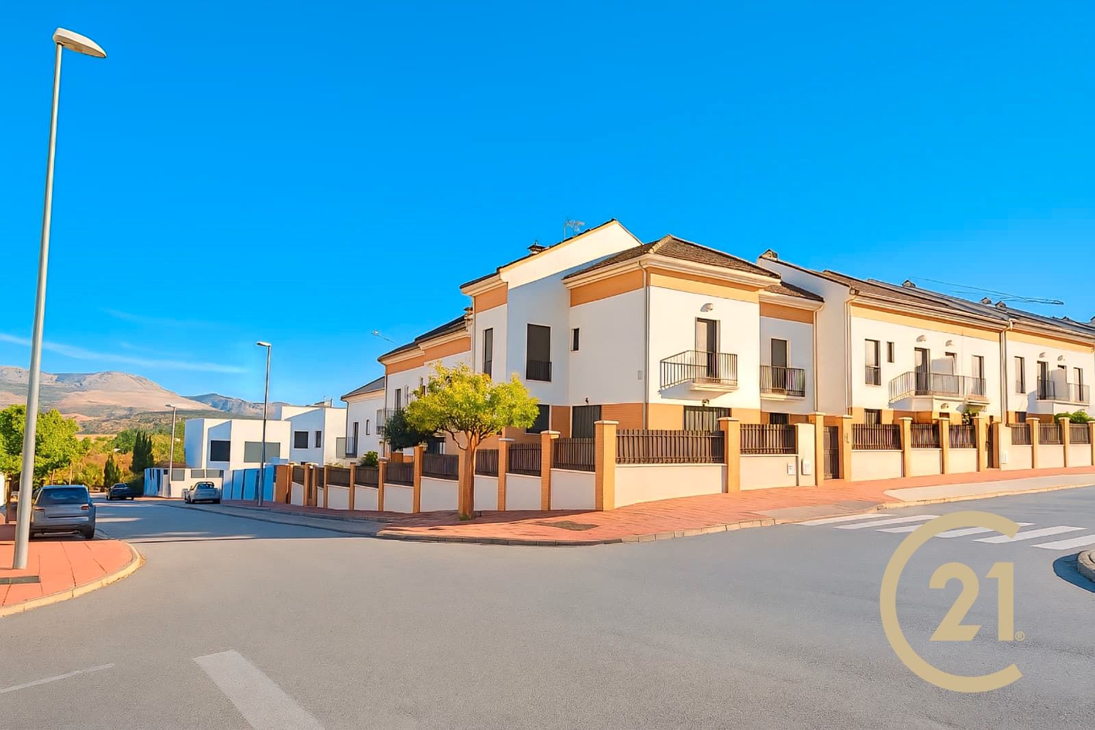 Vista exterior de Casa o xalet en venda en Ronda amb Aire condicionat, Calefacció i Jardí privat