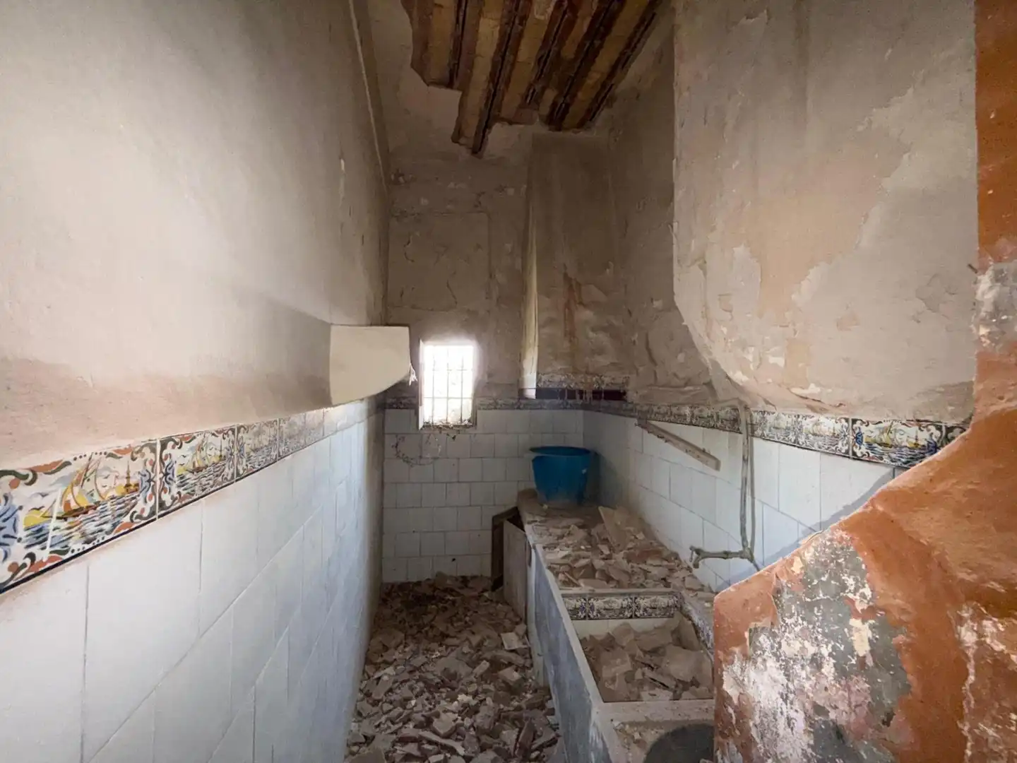 Bany de Casa o xalet en venda en Alfarb amb Terrassa, Traster i Balcó