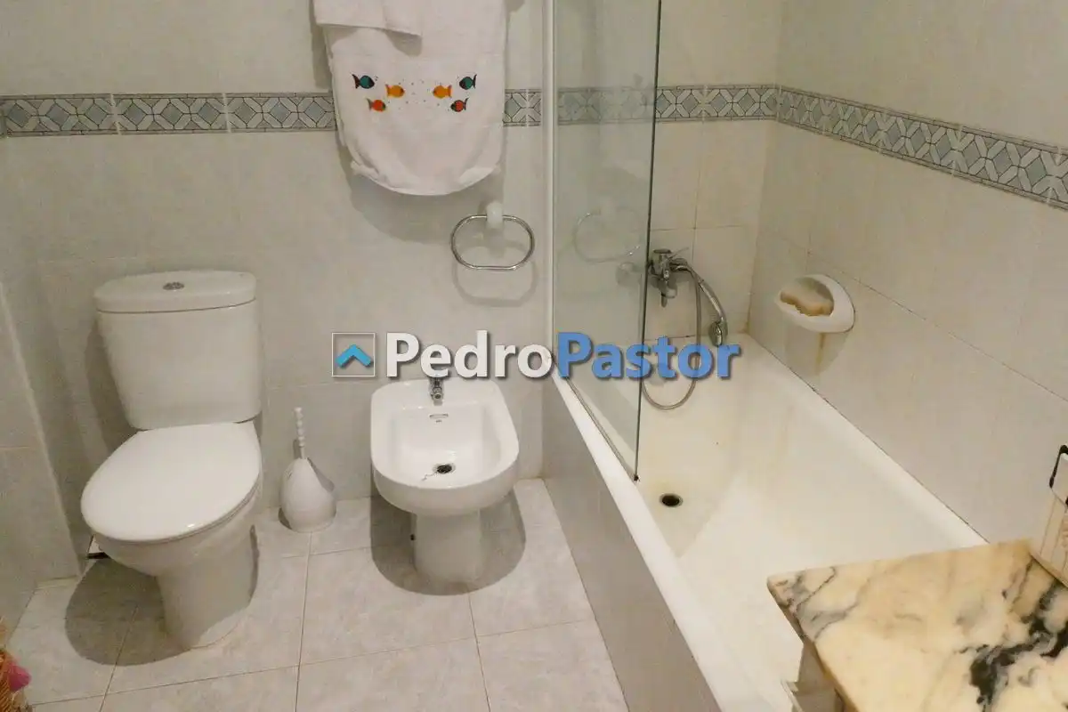 Bathroom of Apartments for sale in Dénia  with Air Conditioner, Heating and Private garden