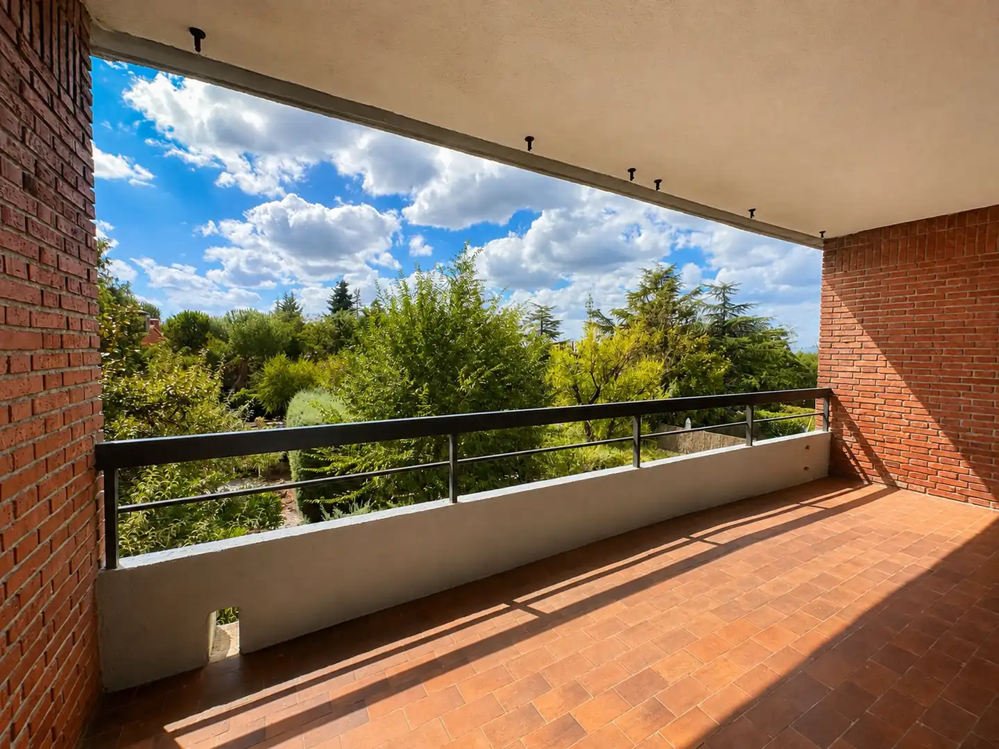 Casa aparellada amb terrassa en venda a Calle del Arra 54, imagen 7