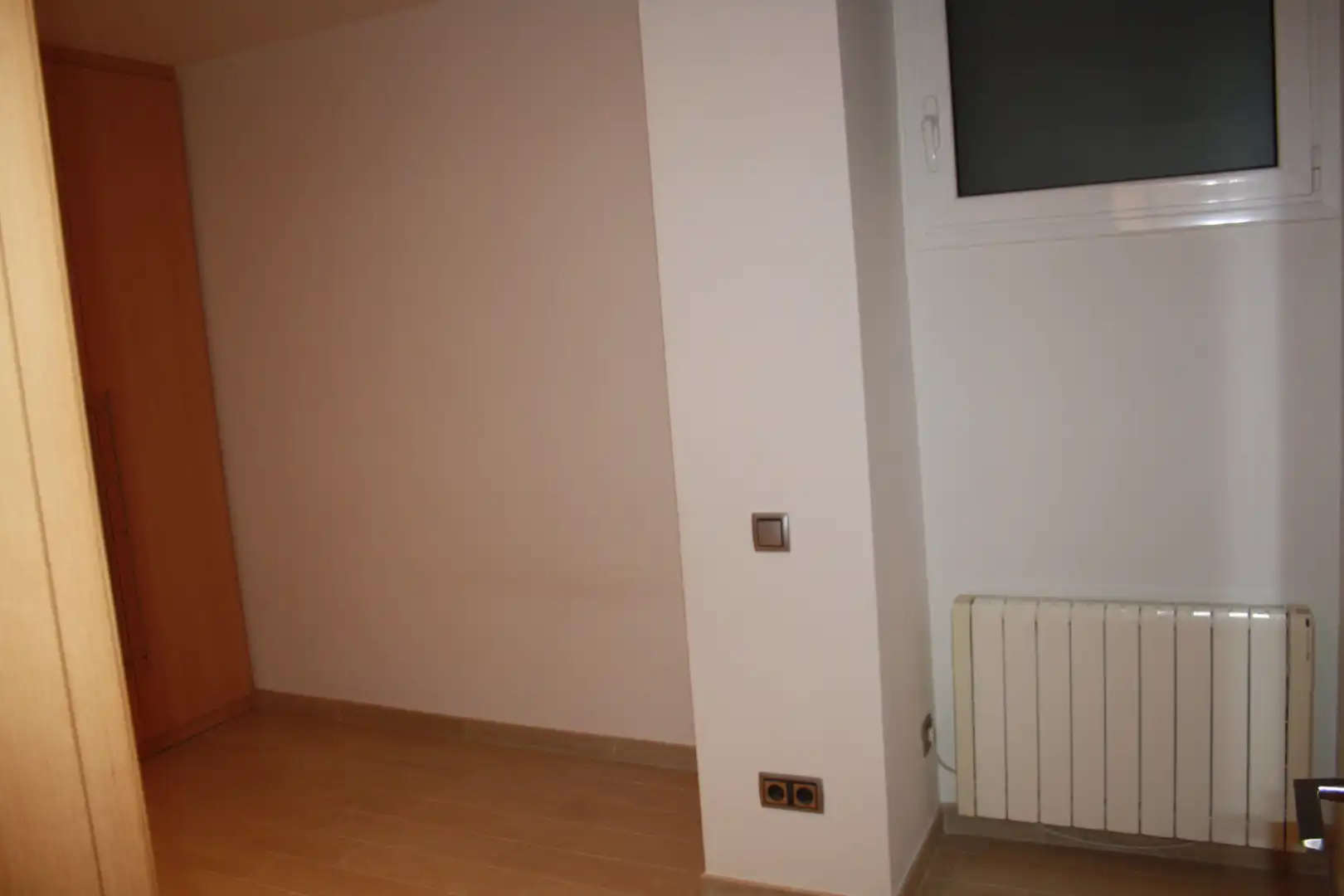 Piso de alquiler en Barcelona con Calefacción, Horno y Lavadora