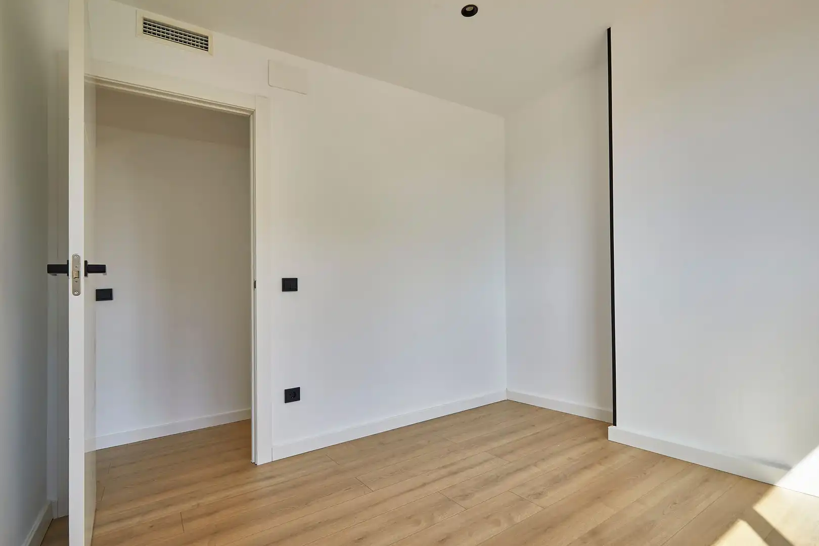 Schlafzimmer von Wohnung zum Verkauf in Malgrat de Mar mit Klimaanlage, Heizung und Parkett