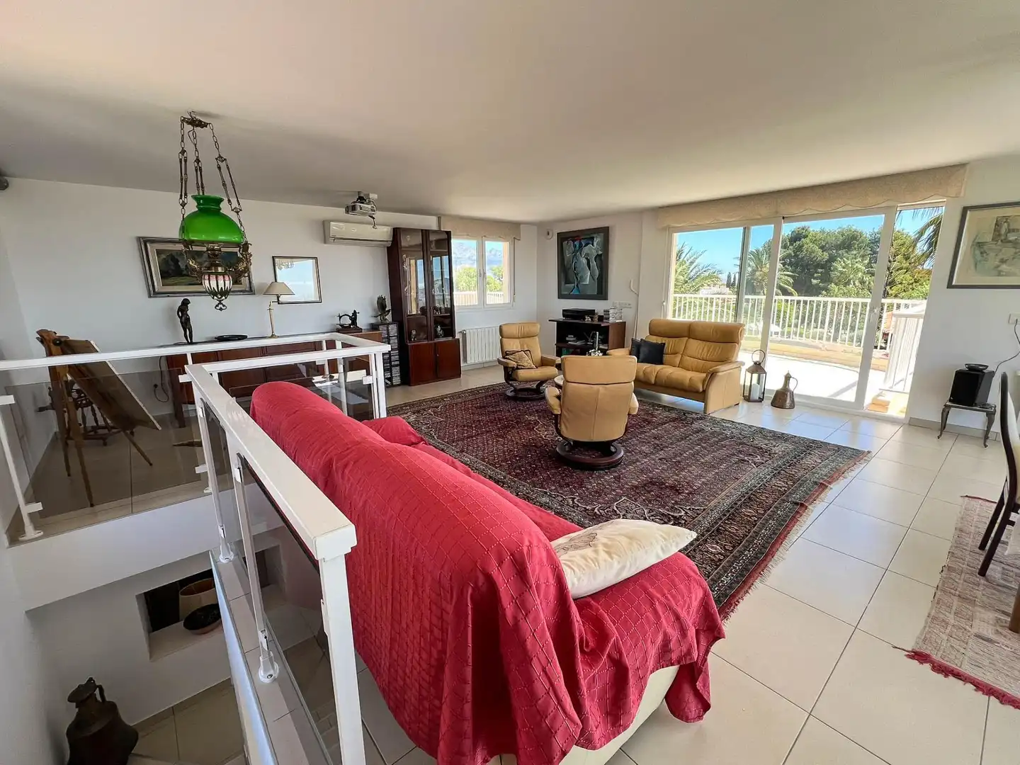 Sala de estar de Casa o chalet en venta en La Nucia con Aire acondicionado, Calefacción y Jardín privado