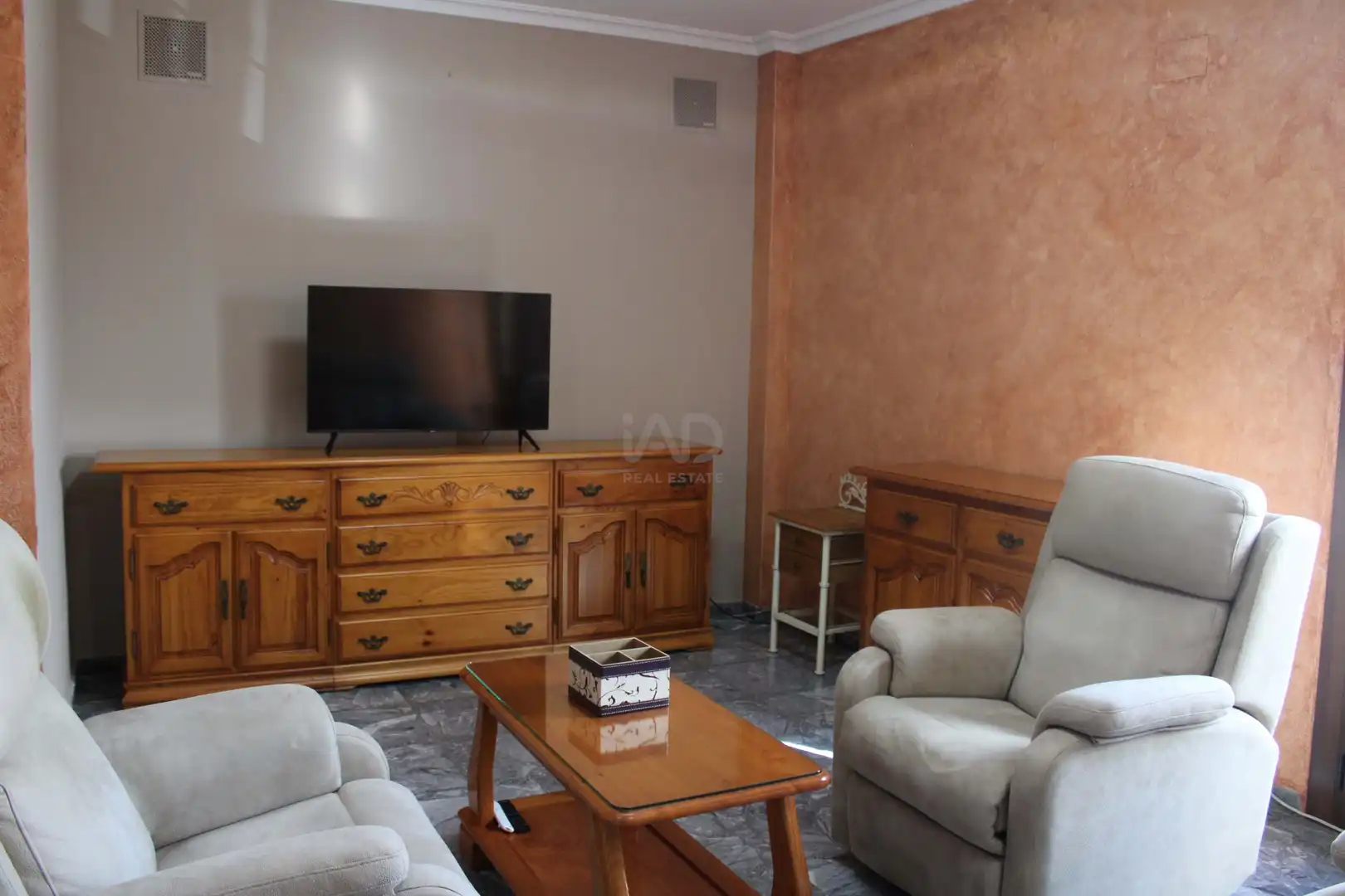 Living room of Houses for sale in Dos Hermanas  with Air Conditioner, Heating and Terrace