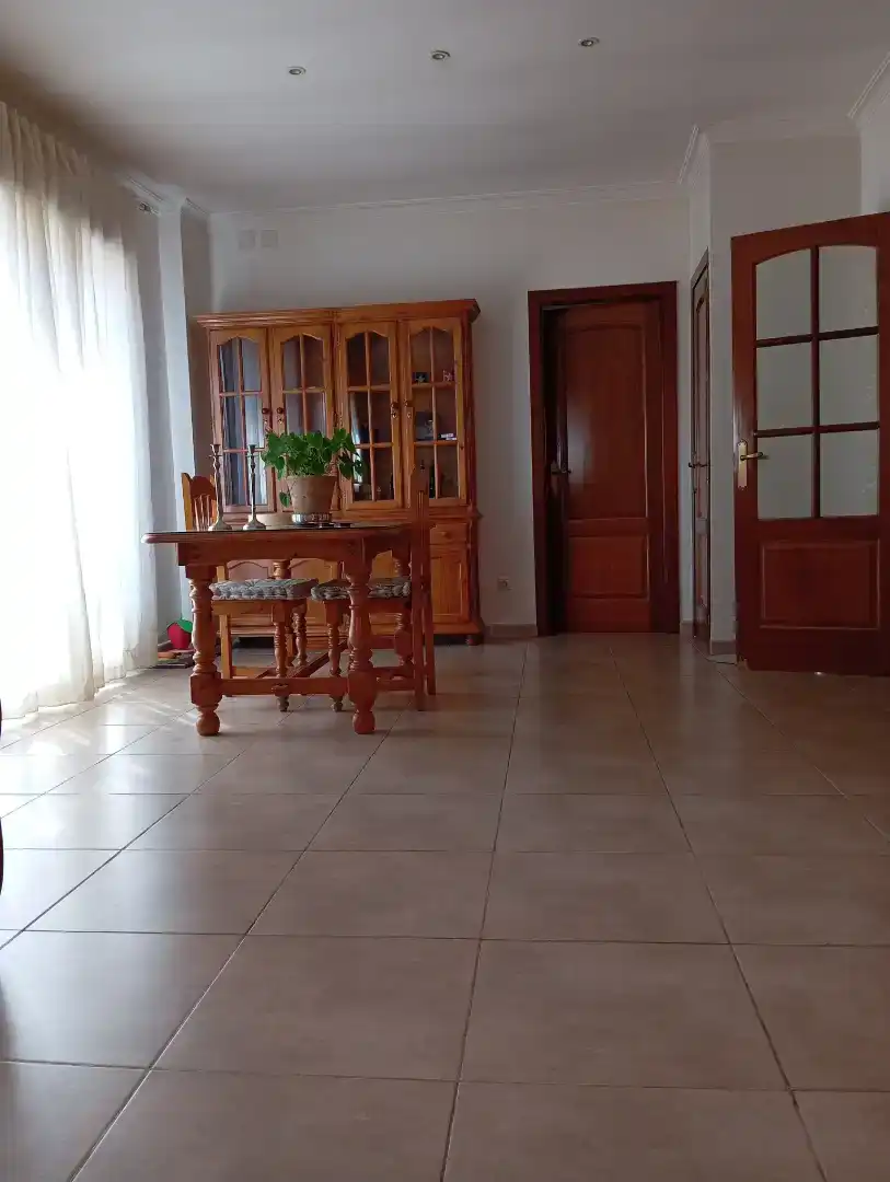 Menjador de Casa adosada en venda en Dos Hermanas amb Aire condicionat i Balcó