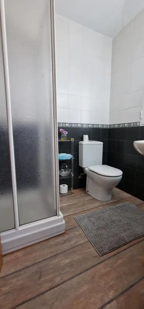 Badezimmer von Haus oder Chalet zum Verkauf in Totana mit Heizung, Privatgarten und Terrasse