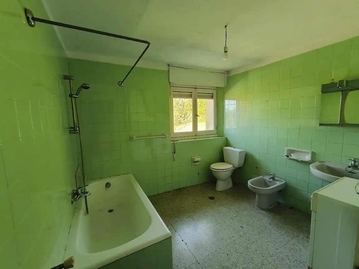 Bathroom of Houses for sale in Cabranes  with Heating