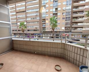 Exterior view of Flat to rent in  Valencia Capital  with Air Conditioner and Terrace