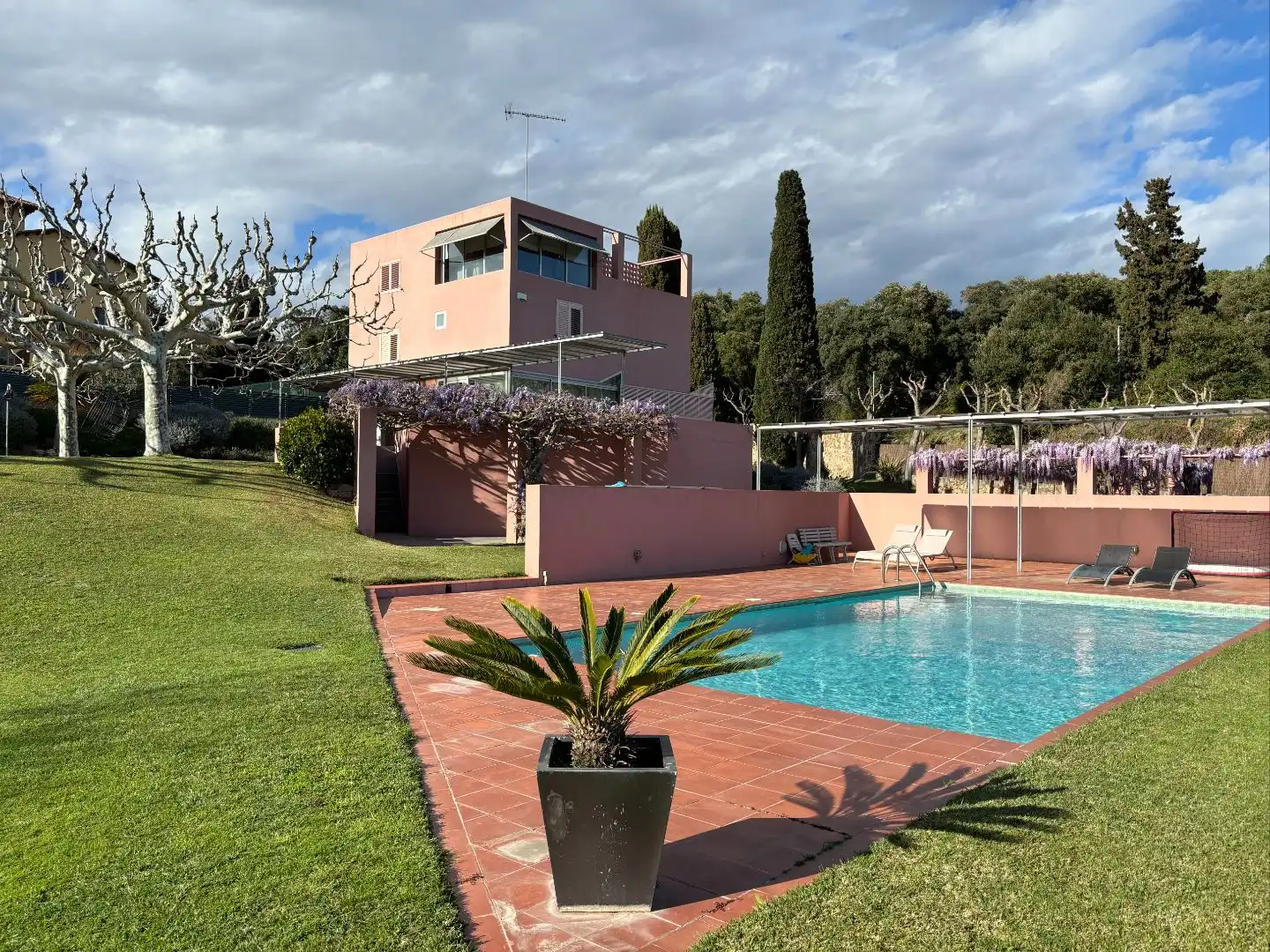 Casa amb piscina de lloguer a Can Patoi 15