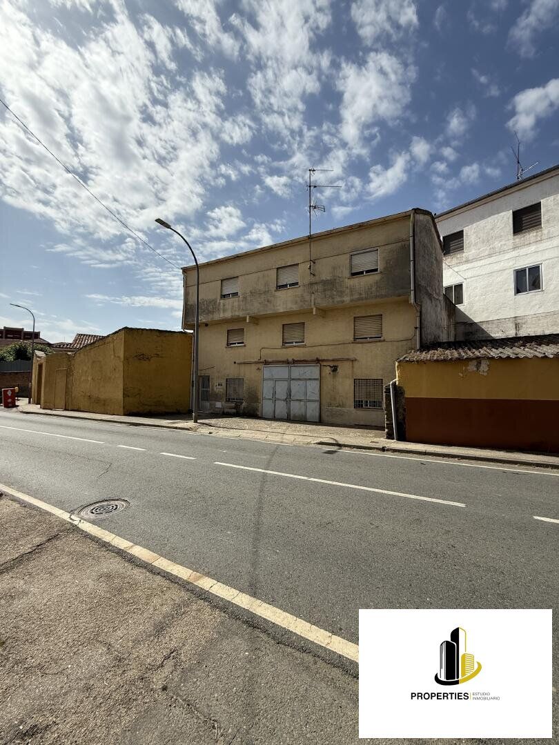 Vista exterior de Casa o xalet en venda en Guijuelo