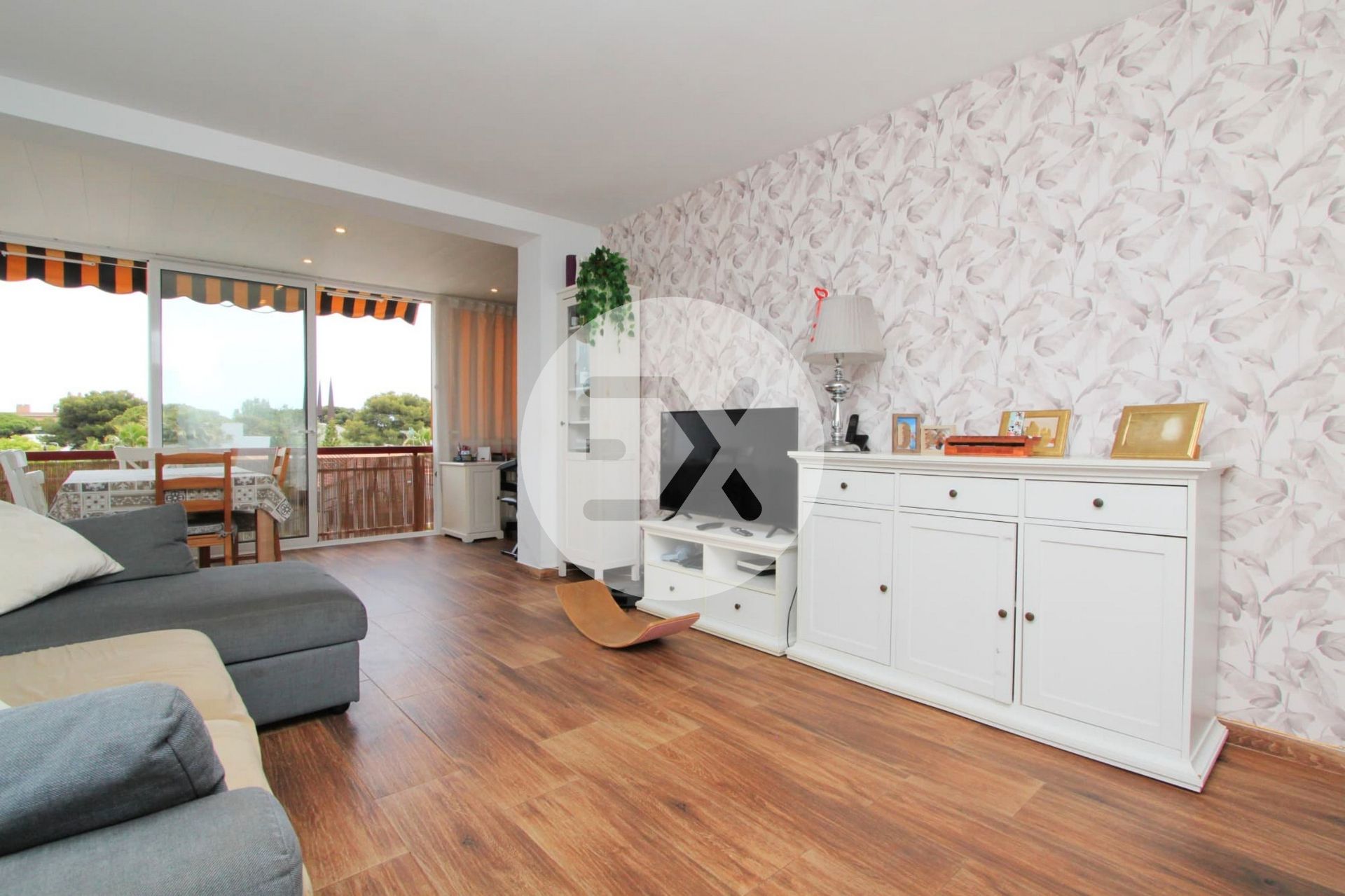 Living room of Flat for sale in Castelldefels  with Storage room and Community pool