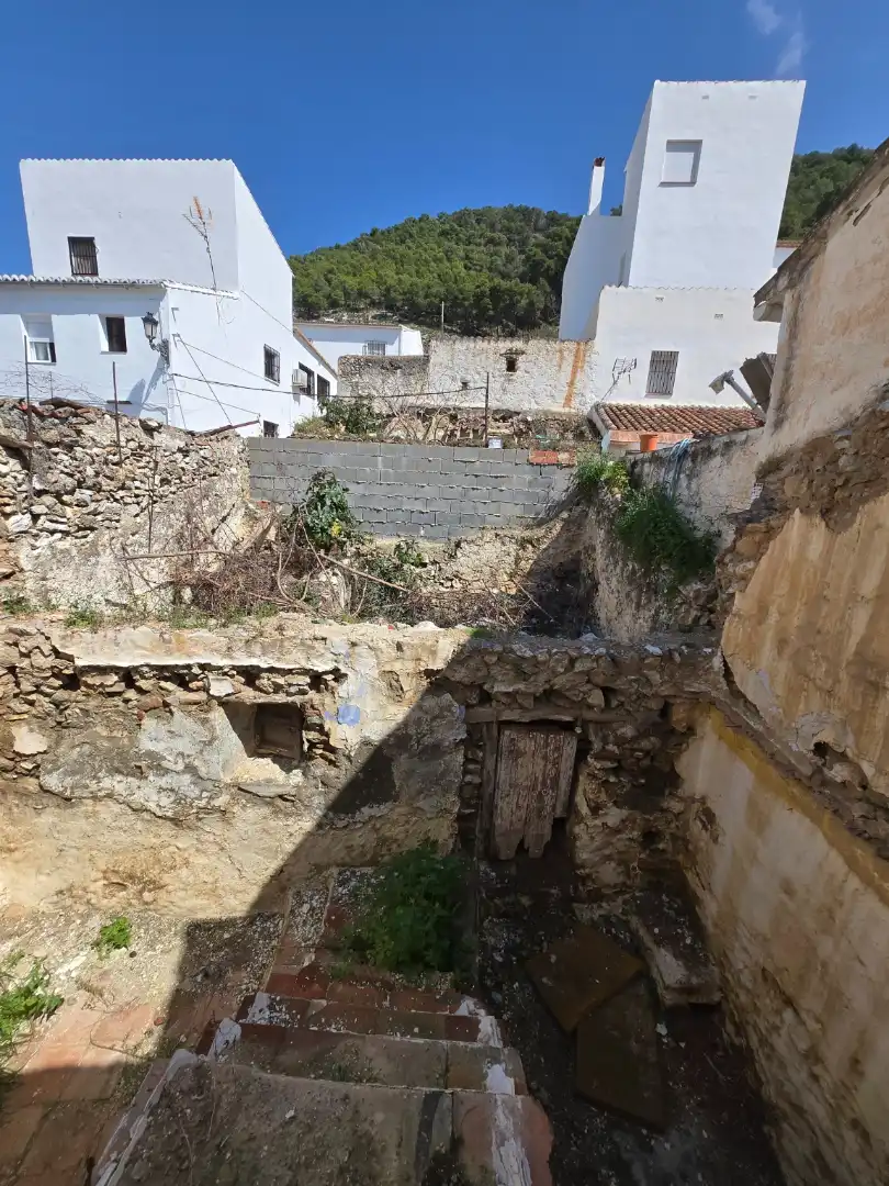 Finca rústica en venta en Alcaucín