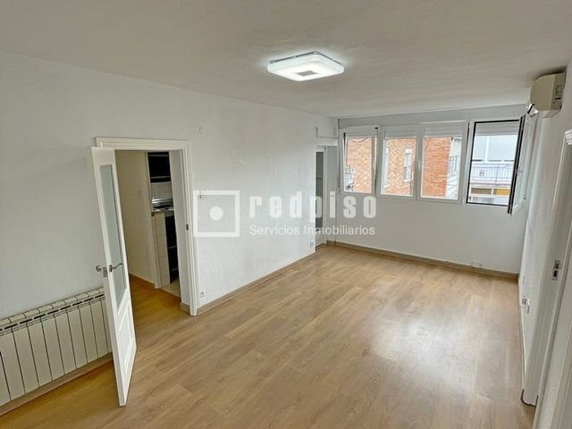 Living room of Flat for sale in  Madrid Capital  with Air Conditioner and Heating