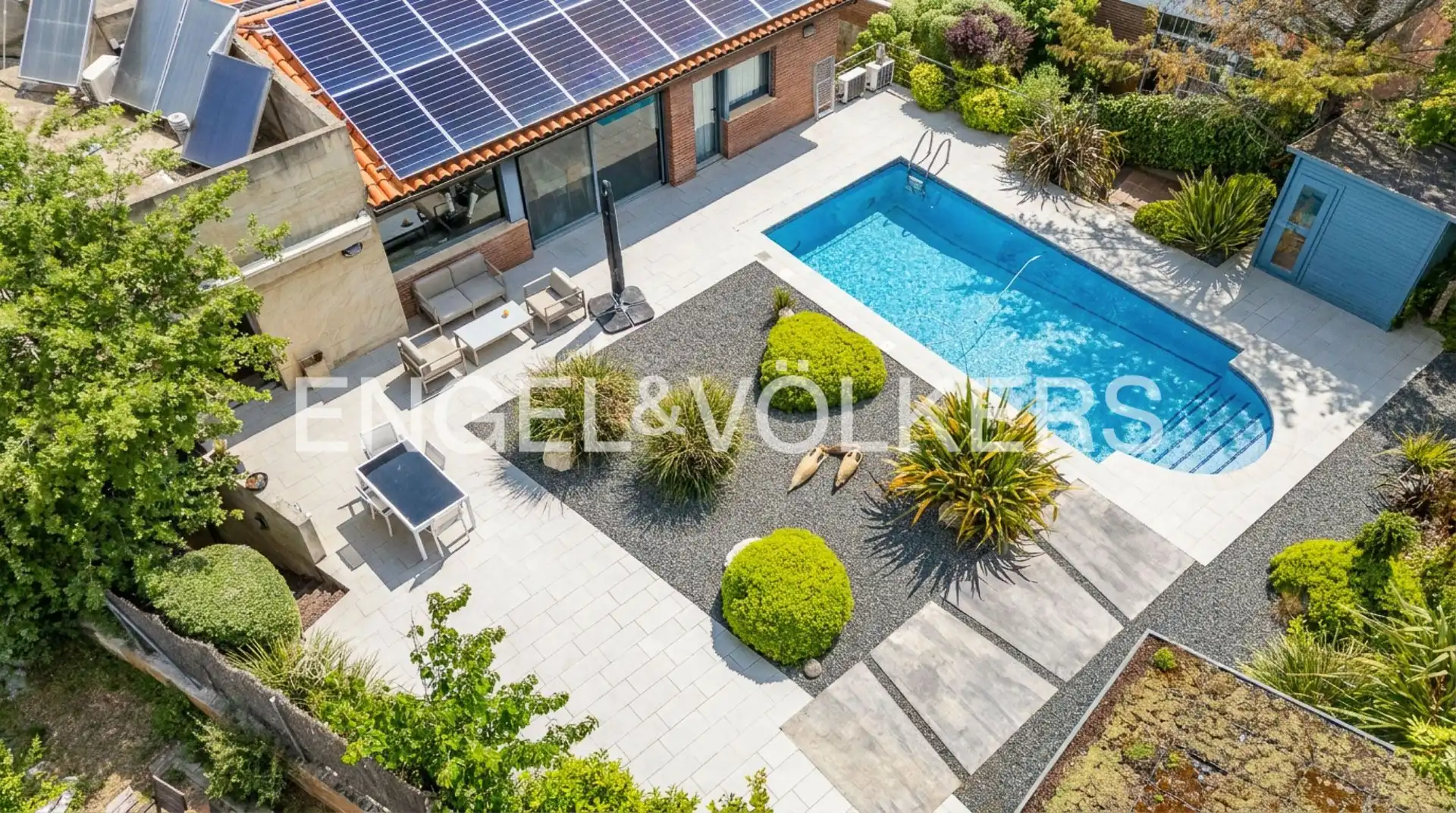 Piscina de Casa o chalet en venta en Matadepera con Aire acondicionado, Calefacción y Jardín privado