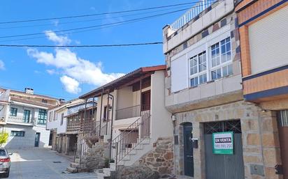 Vista exterior de Casa adosada en venda en Barbadás