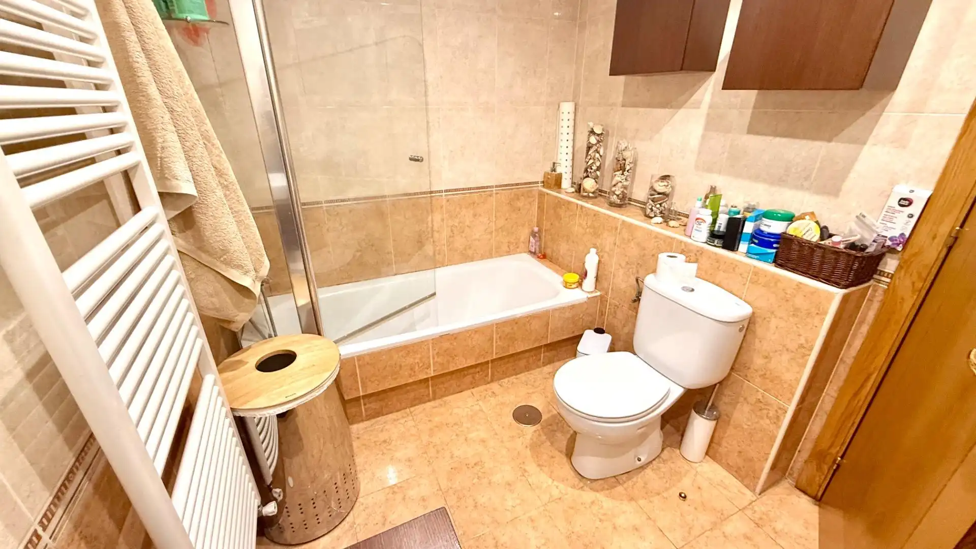 Bathroom of Duplexes for sale in Ourense Capital   with Heating, Storage room and Furnished