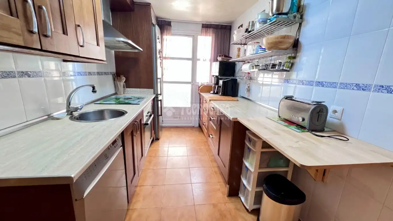Küche von Einfamilien-Reihenhaus zum Verkauf in Alcalá de Henares mit Terrasse