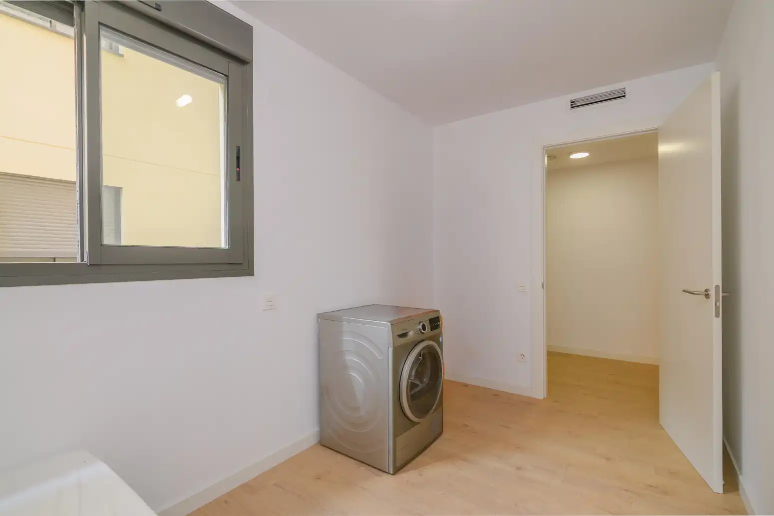 Bedroom of Flat for sale in Sant Boi de Llobregat  with Air Conditioner, Heating and Balcony