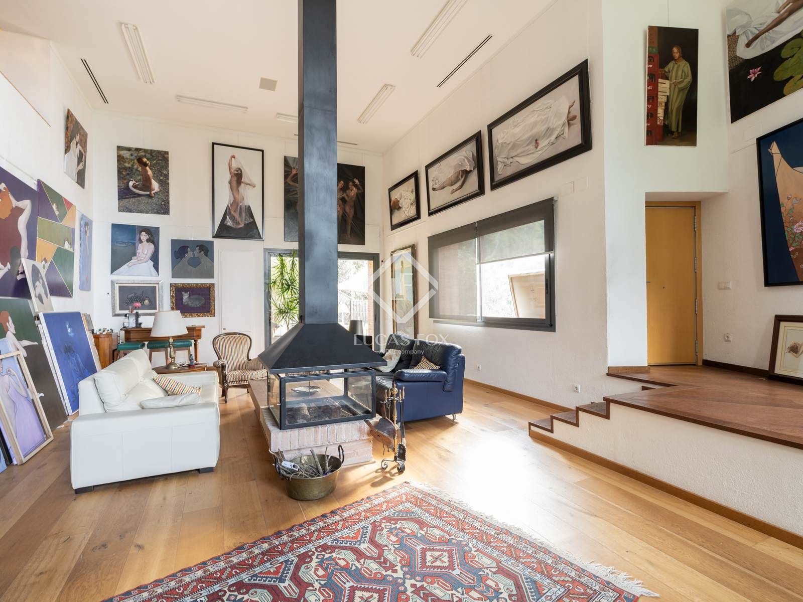 Sala d'estar de Casa o xalet en venda en Sant Cugat del Vallès amb Aire condicionat, Calefacció i Jardí privat